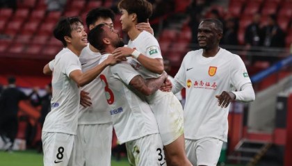 【中超】陈纯新反戈旧主连续三轮得分 海港1比2重庆
