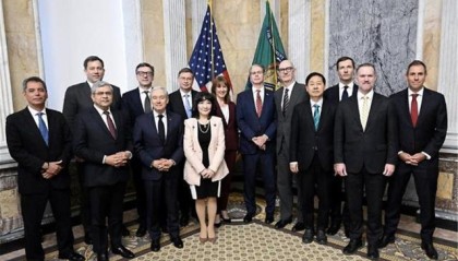 S赛官网-全面反华？特朗普报复开始，27国联手，逐一淘汰中国制造